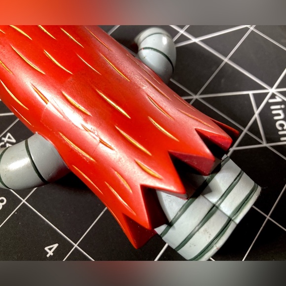 Tim Biskup 4" Red Helper 2003 Critterbox RARE - Picture 8 of 14